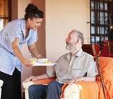 Busco empleo Ayudo cuidar ancianos, cocino empleada