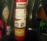 Extintor de 5 Lbs de Co2 Recargable Leer