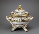 Taller para restaurar porcelana en Samborondón Ecuador 2018