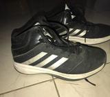 Basket Adidas