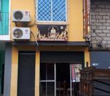 Solicito 2 Señoritas Muy Buena Presencia