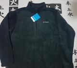 Buso Marca Columbia Talla Large color gris obscuro