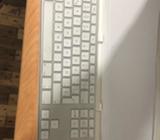 Numeric Keyboard /Teclado Numerico Apple