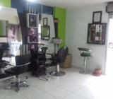 Se vende Peluqueria con 7 años de trabajo