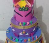 SE VENDE TORTA FICTICIA DEL UNICORNIO