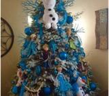 Se Arma Y Decora Árboles de Navidad