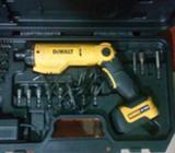 Vendo Un Atornillador Inalambrico de 6v
