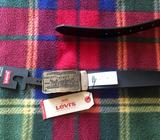 CORREA LEVIS NUEVA ORIGINAL TALLA 34