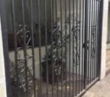 LINDOS Y ELEGANTES CERRAMIENTOS Y PUERTAS ENROLLABLES