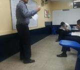 Profesor de Matemáticas Y Reemplazo