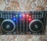 Controlador Numark N4