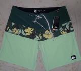 Bermudas Quiksilver