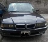 Hermoso BMW 740 IL Version Especial