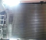 INSTALACIÓN DE PUERTAS ENROLLABLES