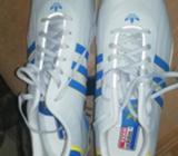 Vendo Zaptos Adidas, Size 13