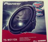 bajo Pioneer