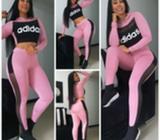 Conjunto de Damas de Muy Buena Calidad