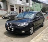 Vendo Kia Cerato 2017 Full 6 Velocidades